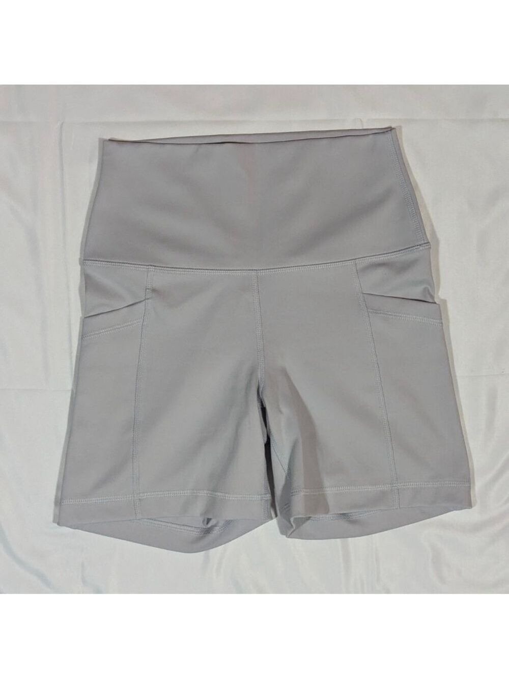 Yogalicious Lux Gray High Rise Biker Shorts Medium